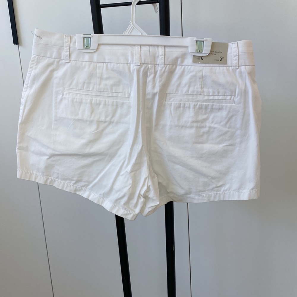 NWT J.Crew white chino 3” shorts size 6 - Picture 3 of 8